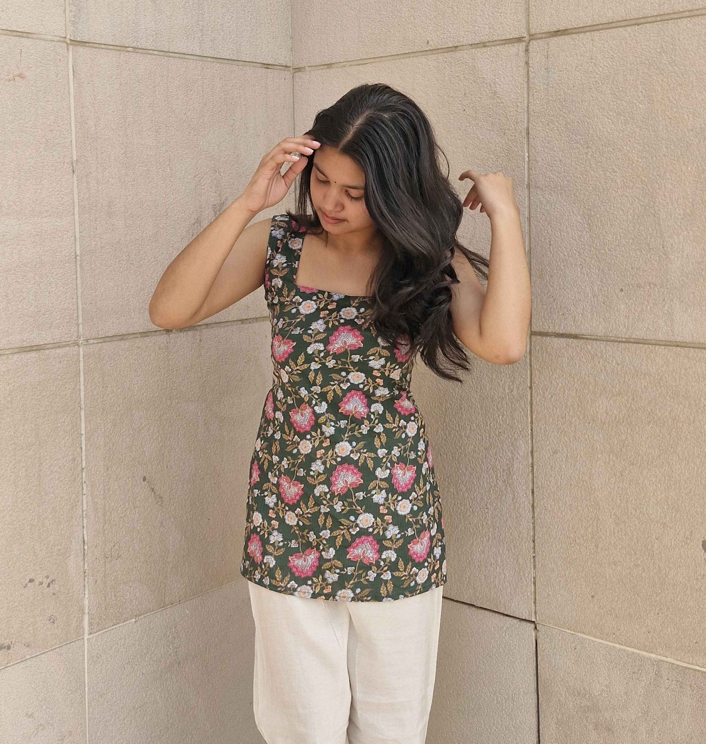 Cotton Green Sleeveless Short Kurti with Corset Back & Square Neck
