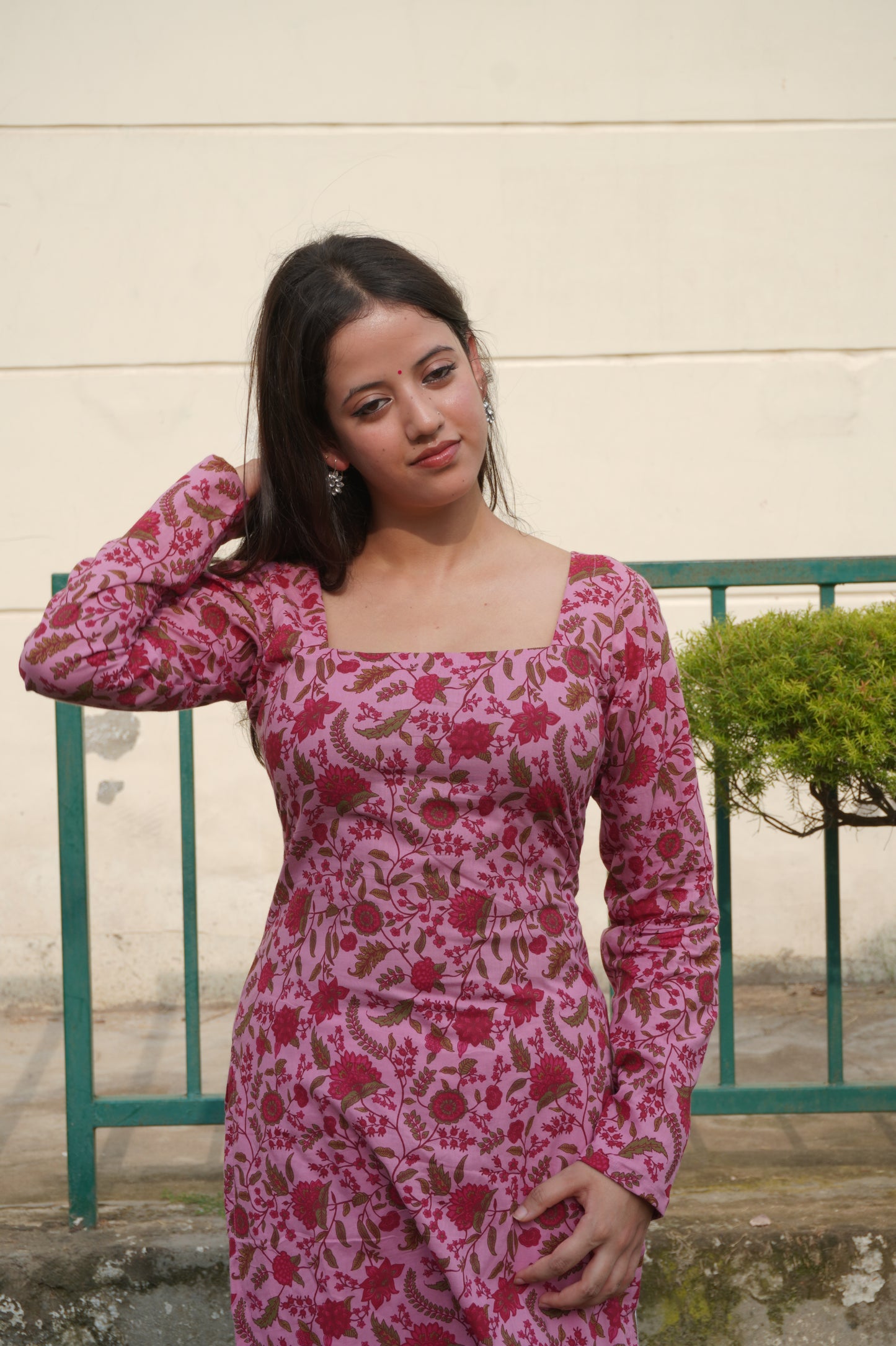 Women Pink Floral Printed Cotton Kurti with Square Neck & Corset Lace-Up Back | Full Sleeve Long Kurti