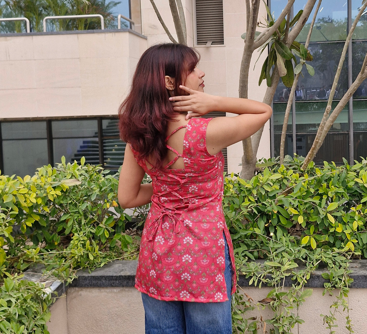 Sleeveless Short Kurti with Square Neck & Corset Lace-Up Back for Women
