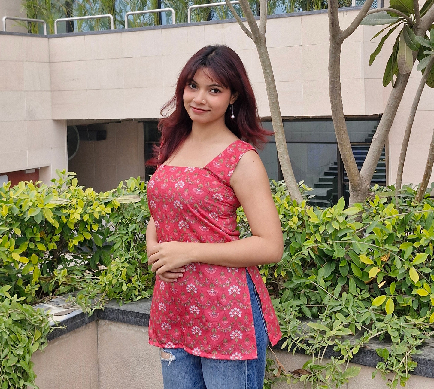 Sleeveless Short Kurti with Square Neck & Corset Lace-Up Back for Women